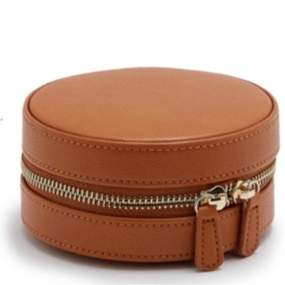WOLF DESIGNS Round Zip Vegan Leather Camel Jewelry Case NWT - Picture 1 of 9